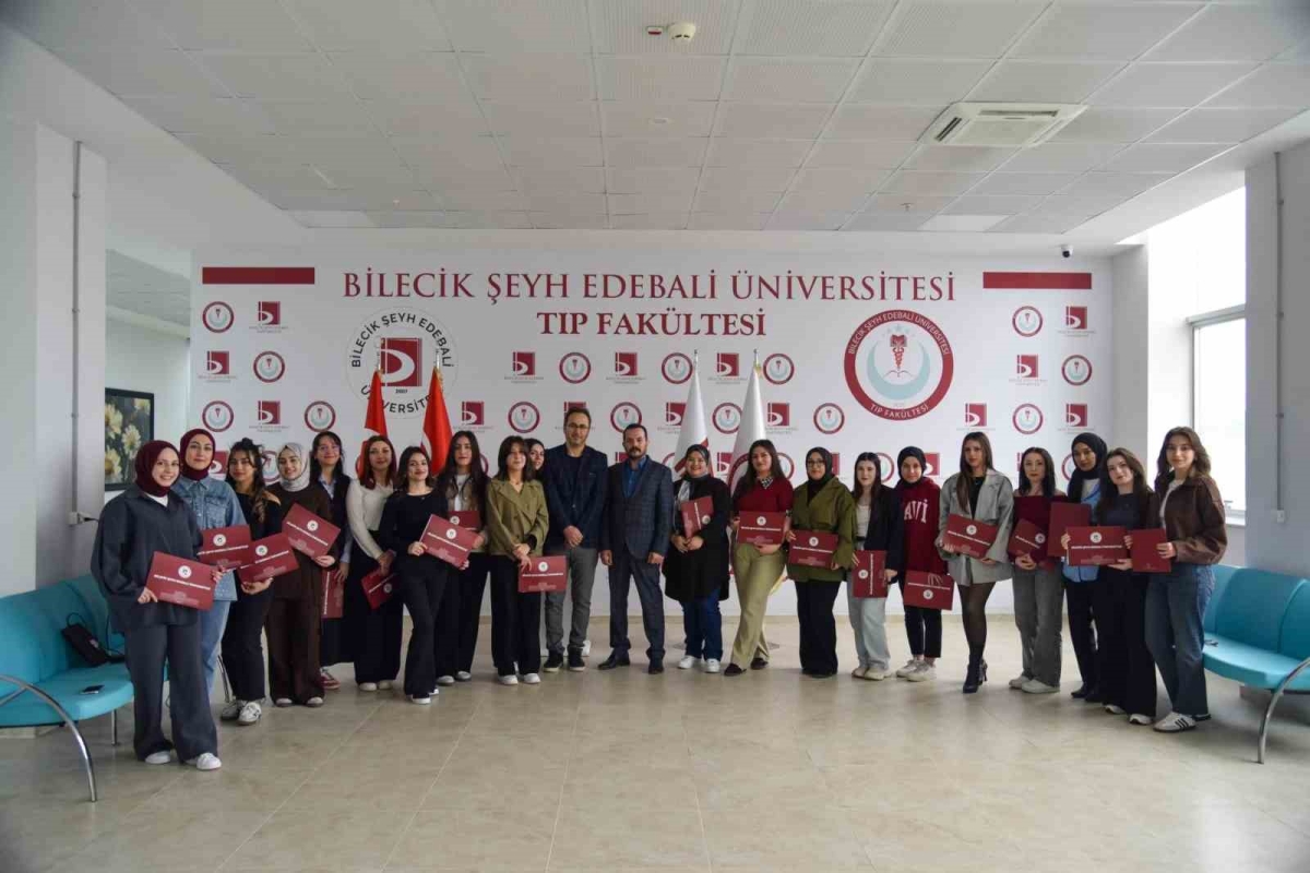 BŞEÜ’ de ‘Sağlık Mevzuatı Sertifika Programı’ gerçekleştirildi
