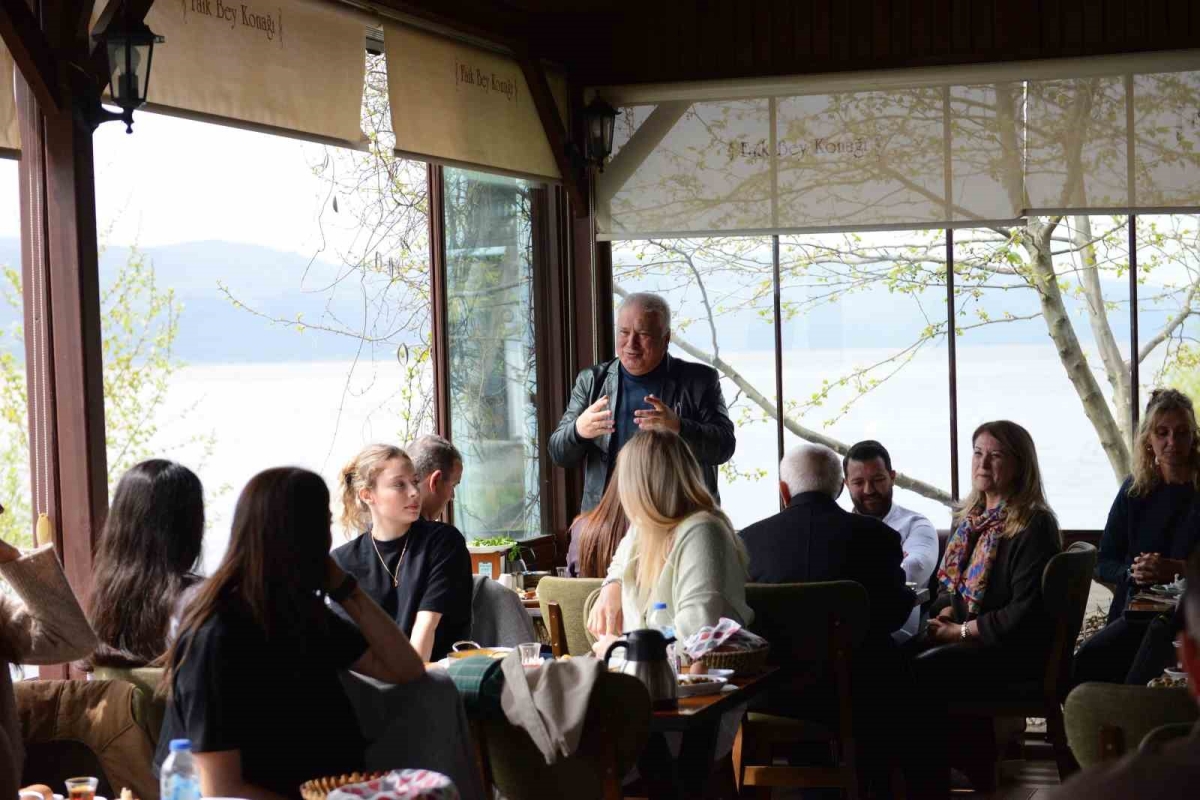 Nilüfer’in sultanları, Gölyazı’da buluştu
