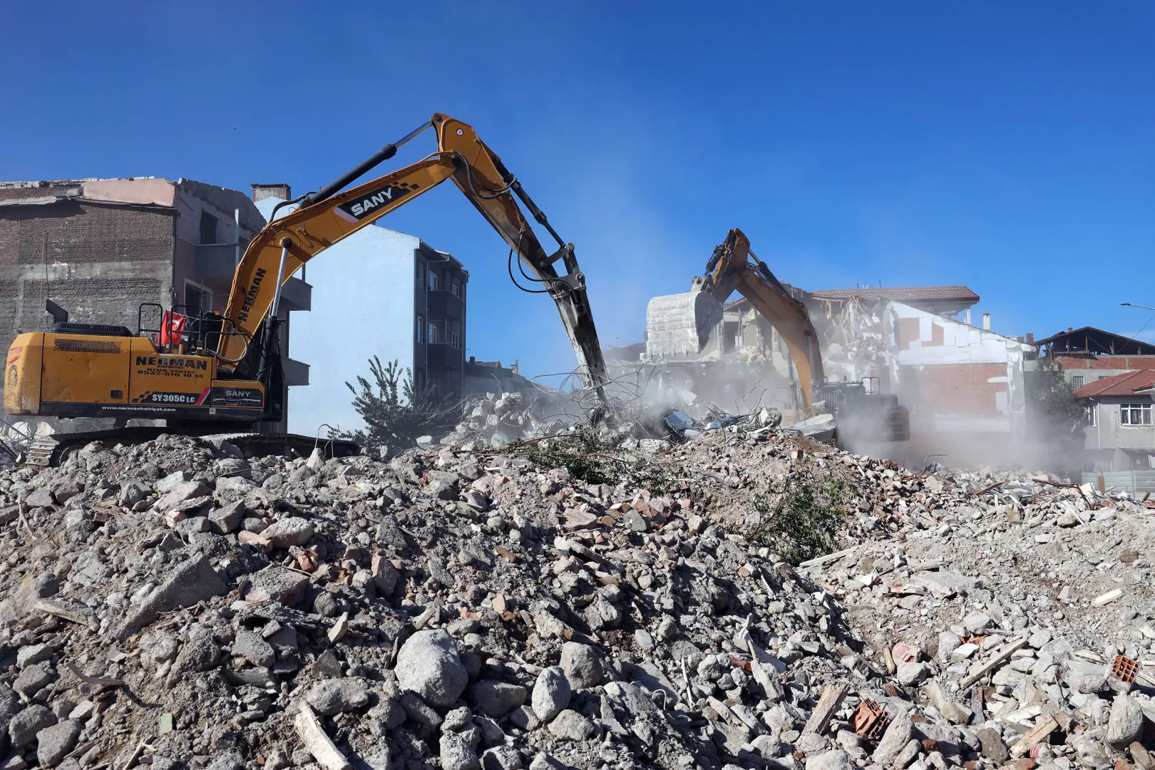 Sakarya Tığcılar’da Kentsel Dönüşüm Hız Kazandı: 45 Yapı Yıkıldı